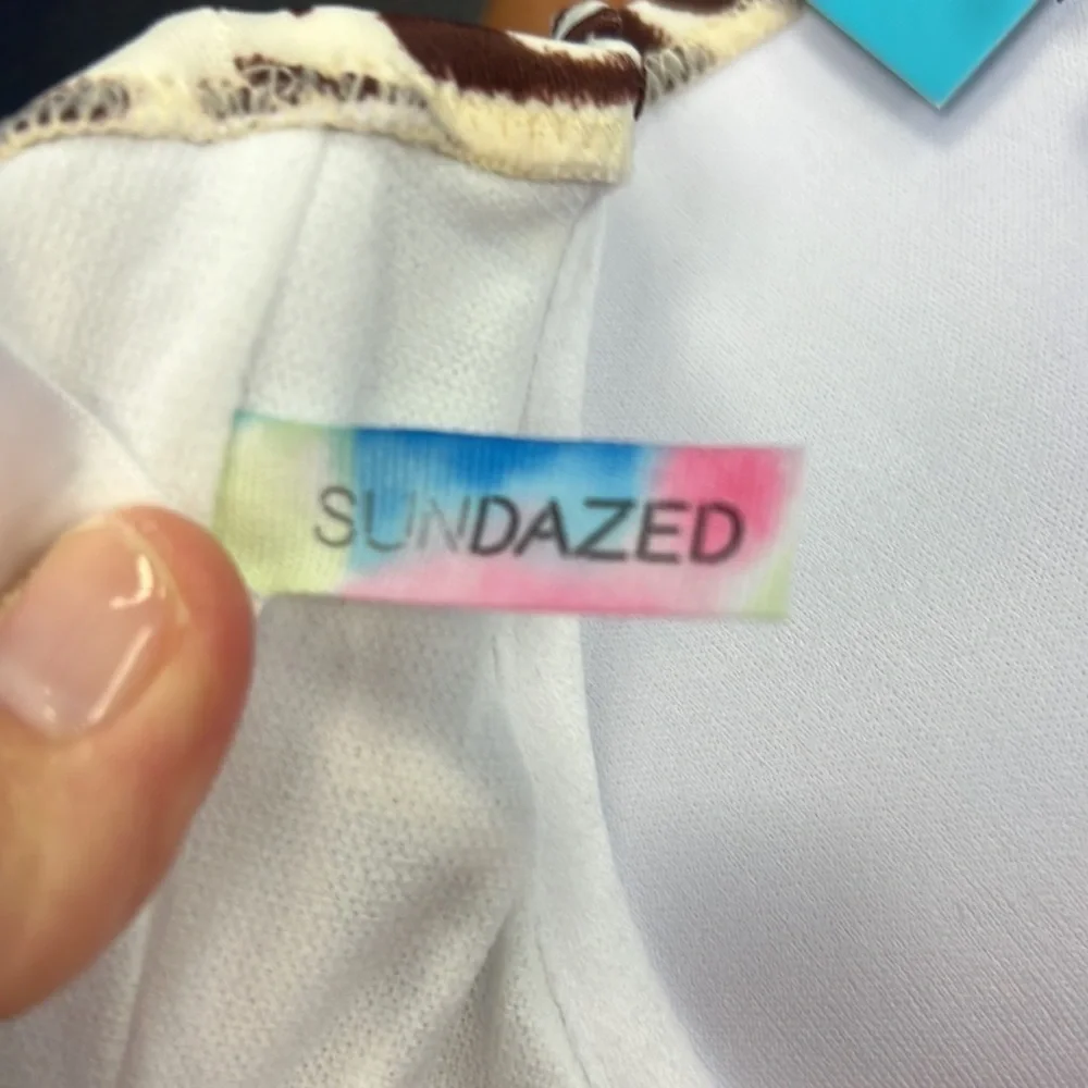 SUNDAZED Nixie Zebra-Print Ruffled, Bikini Top, Fully Lined w/ Underwire 36DD - Picture 7 of 8